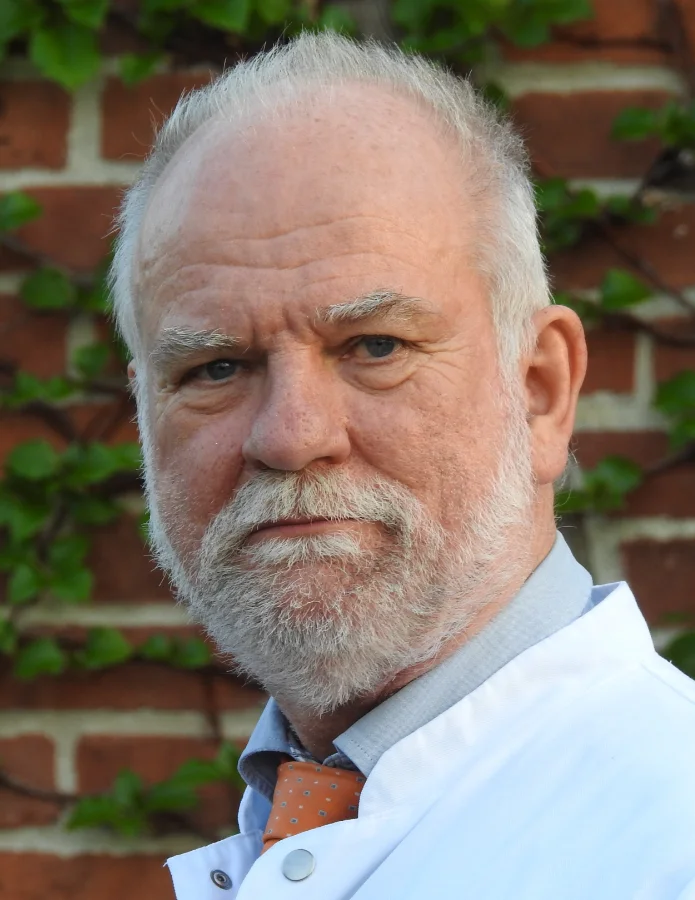 Portrait von Prof. Dr. med. Dr. rer. nat. Peter Nielsen